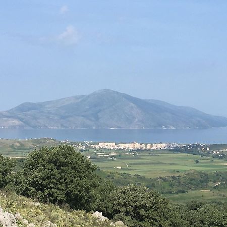Appartamenti George Orikumi Exteriér fotografie