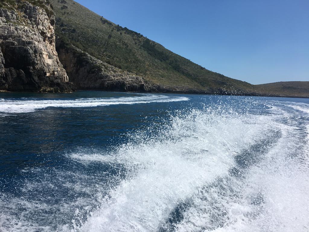 Appartamenti George Orikumi Exteriér fotografie